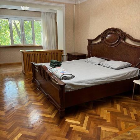 Апартаменты У Парка Голубые Купола И Цум Apartments At Blue Dome Park 塔什干 外观 照片
